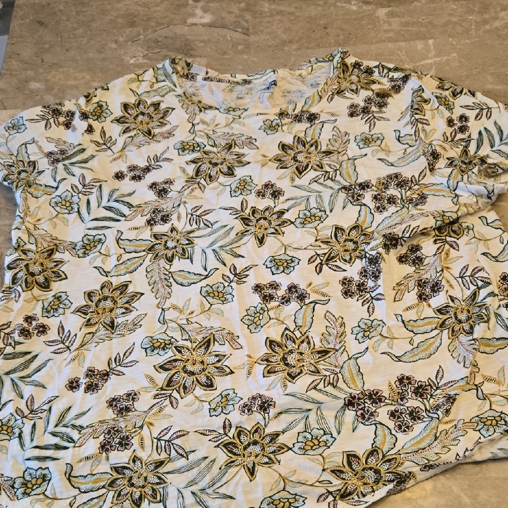 Old Navy Multicolor Floral Top